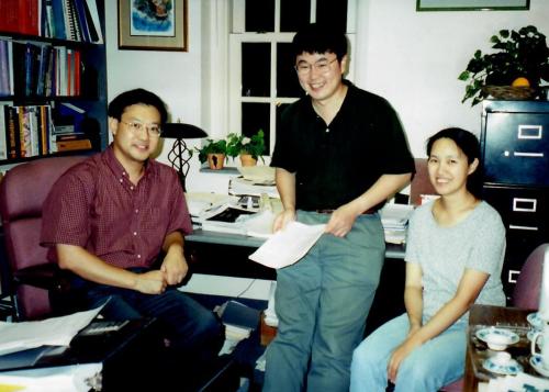 Xiaodong-Zhang-Zhao-Zhang-and-Zhichun-Zhu-September-2000-at-College-of-William-and-Mary.jpg
